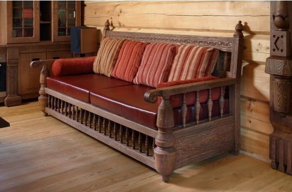 Деревянный диван со спинкой, подлокотниками и подушками: виды и процесс изготовления